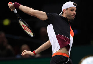 2023-11-01T102117Z_57874954_UP1EJB10SRG0F_RTRMADP_3_TENNIS-PARIS.JPG