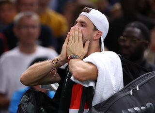 2023-11-01T131349Z_1810190645_UP1EJB110QZ2I_RTRMADP_3_TENNIS-PARIS.JPG
