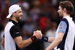 2023-11-02T112254Z_381765958_UP1EJB20VM35R_RTRMADP_3_TENNIS-PARIS.JPG