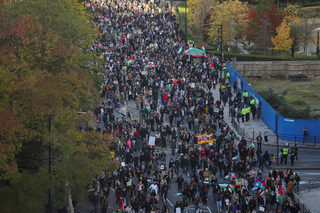 2023-11-11T151057Z_1011753607_RC22B4ACE1MA_RTRMADP_3_ISRAEL-PALESTINIANS-PROTESTS-BRITAIN.JPG
