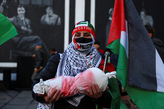 2023-11-11T132933Z_2117541027_RC20B4AMEQEG_RTRMADP_3_ISRAEL-PALESTINIANS-PROTESTS-BRITAIN.JPG