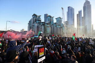 2023-11-11T161834Z_1463065144_RC23B4A06L19_RTRMADP_3_ISRAEL-PALESTINIANS-PROTESTS-BRITAIN.JPG