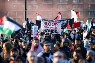 2023-11-11T163339Z_1377161571_RC23B4AU4AS7_RTRMADP_3_ISRAEL-PALESTINIANS-PROTESTS-BRITAIN.JPG