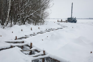 2024-01-11T085217Z_1466415077_RC2ZE5A44FUU_RTRMADP_3_UKRAINE-CRISIS-FORTIFICATIONS-BORDER-RUSSIA.JPG