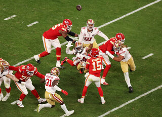 2024-02-12T034714Z_2034909791_UP1EK2C0AIOAT_RTRMADP_3_FOOTBALL-NFL-SUPERBOWL.JPG