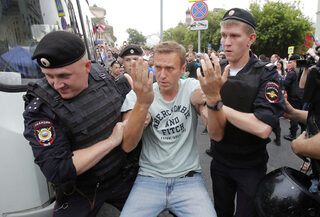 2024-02-16T113217Z_228414998_RC2M36ATHJ5L_RTRMADP_3_RUSSIA-NAVALNY-DEATH.JPG
