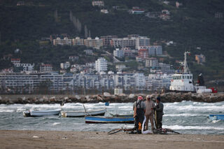 2024-04-04T080227Z_2040392689_RC2HX6A7J12U_RTRMADP_3_ALBANIA-SERBIA-KUSHNER.JPG