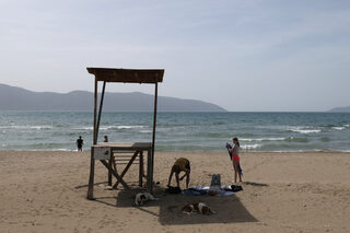 2024-04-04T080206Z_1438477572_RC2OX6A6A2XS_RTRMADP_3_ALBANIA-SERBIA-KUSHNER.JPG