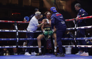 2024-05-18T232358Z_883110649_UP1EK5I1SZWFR_RTRMADP_3_BOXING-HEAVYWEIGHT-FURY-USYK.JPG