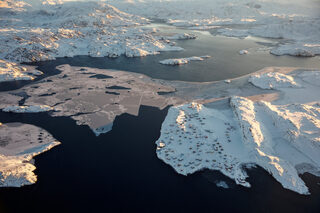 2025-03-07T102705Z_1777958544_RC2OPCA6DIQH_RTRMADP_3_GREENLAND-ELECTION-INDEPENDENCE.JPG