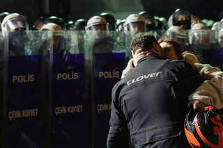 2025-03-23T191058Z_1516136123_RC27JDAR2G8M_RTRMADP_3_TURKEY-OPPOSITION-PROTEST.JPG