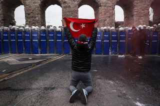 2025-03-23T181813Z_407205470_RC24JDAHI8ZN_RTRMADP_3_TURKEY-OPPOSITION-PROTEST.JPG