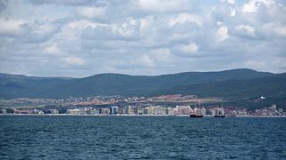 На ред е събарянето на незаконни постройки между Несебър и Слънчев бряг