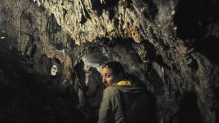 Продължава спасителната акция в пещерата Духлата