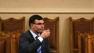 Дянков: Пенсионната реформа е един от големите успехи <span class="highlight">на</span> правителството