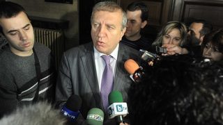 Футболният съюз е зависим от ДПС, обяви Александър Томов