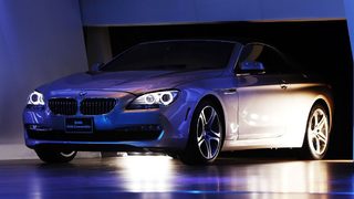 БМВ и "Мерцедес" отчетоха двуцифрен ръст на продажбите през 2010 година