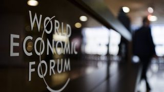Световният икономически форум: Светът може да премине през нова финансова криза