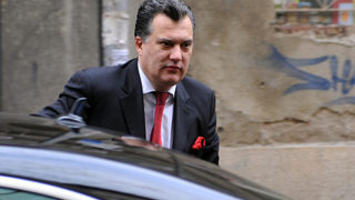 Михаил Михов не бил собственик на "Леденика", но се е оплакал навсякъде за отнетия й лиценз