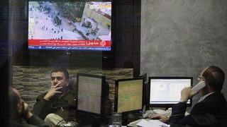Международни компании спряха операциите си в Египет
