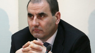Министър Цветанов: Нелегалният цех е можел да задоволи една трета от пазара на цигари