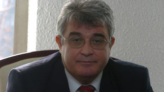 Веселин Целков, член <span class="highlight">на</span> Комисията <span class="highlight">за</span> <span class="highlight">защита</span> <span class="highlight">на</span> <span class="highlight">личните</span> <span class="highlight">данни</span>: Хората са станали по-загрижени <span class="highlight">за</span> <span class="highlight">личните</span> си <span class="highlight">данни</span>