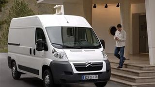 Българският дилър на "Ситроен" започва производство на електрически "Джъмпер"