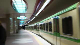 Метростанция "Люлин" е евакуирана заради забравен <span class="highlight">багаж</span>