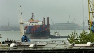 България се отказва от заем <span class="highlight">за</span> 640 млн. лв. от <span class="highlight">Японската</span> банка