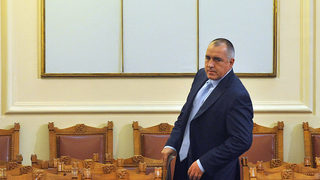 Премиерът ще отговаря пред депутатите разследван ли е синът на Ваньо Танов