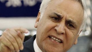Бивш президент на Израел влиза за 7 години в затвора за изнасилване