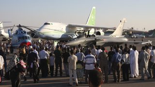 Войната в Либия е витрина за оръжейния бизнес