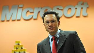 Томаш Бохенек, вицепрезидент в <span class="highlight">Microsoft</span>: Съвсем скоро ще предлагаме публичен "облак" и в България