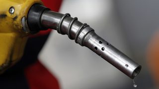 Дефицит на горива плъзна из Русия