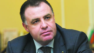Земеделският министър предлага безплатен лов за президенти и премиери
