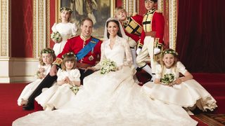 Фотогалерия: Мода от <span class="highlight">Сара</span> <span class="highlight">Бъртън</span>