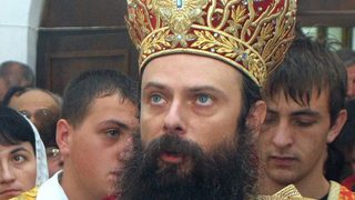 Църквата и Волен Сидеров влязоха във война