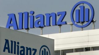 Природни бедствия свалиха печалбата на Allianz с 45%