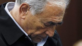 Шефът на МВФ Доминик Строс-Кан подаде оставка