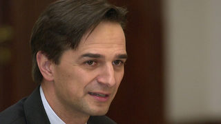 Не приемаме насилието в Македония като начин за решаване на проблемите, заяви външният министър