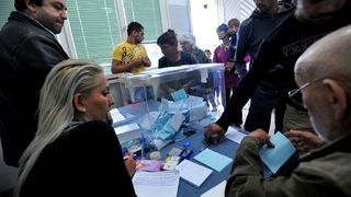СДС и ДСБ ще изясняват честни ли са били вътрешните им избори
