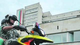 Военната болница ще "погълне" полицейската