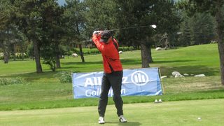 Аматьори победиха национали на "<span class="highlight">Алианц</span> Голф <span class="highlight">Оупън</span>"