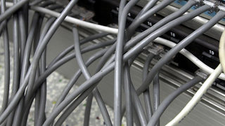ЕК глоби полския телеком TPSA със 127 млн. евро
