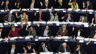Липсва единодушие <span class="highlight">за</span> декларирането на доходите на евродепутатите
