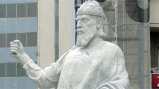 София и Скопие - обединени около "исторически истини" или около различия