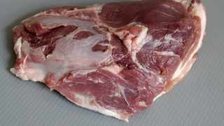 Седем тона месо и млечни продукти с изтекъл срок са спрени на границата с Гърция