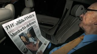 Мърдок – любителят на ръчно управляваните вестници