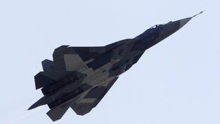 Русия представи публично изтребителя от пето поколение Т-50