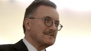 Оставка в ЕЦБ изправи пазарите на нокти